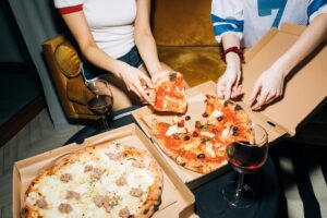 TikTok Teen Accidentally Orders $10,000 Worth of Pizza – Here’s What Happened!